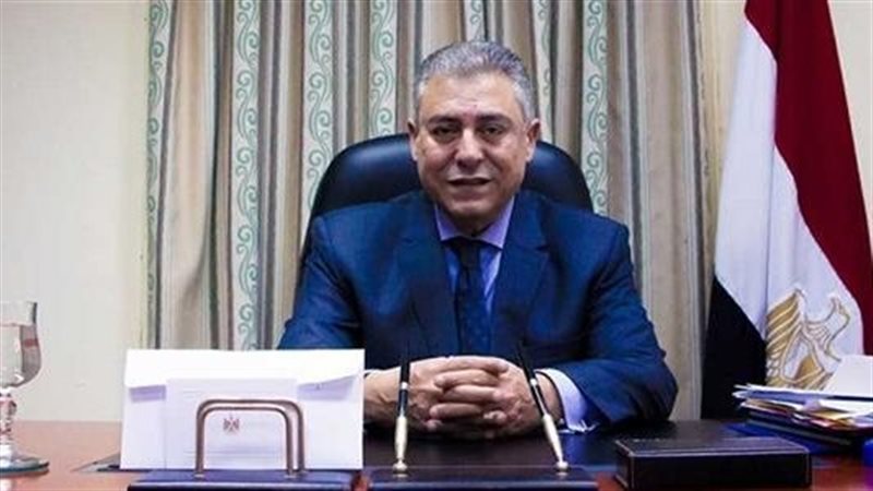 السفير حازم خيرت