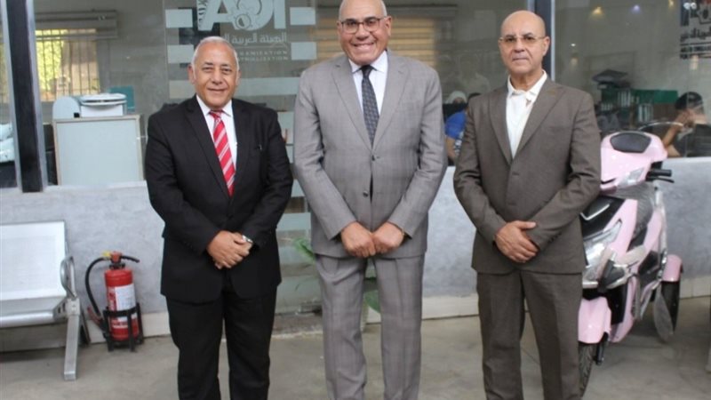 على هامش التوقيع