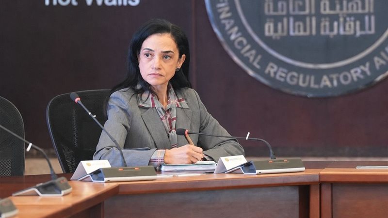  الدكتورة رحاب طه 