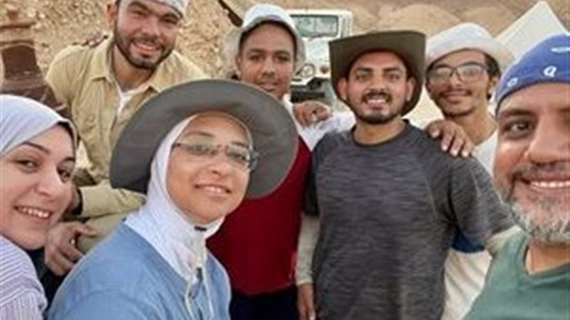 فريق الحفريات بجامعة