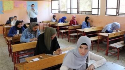 الدبلومات الفنية 2026.. قرارات صارمة داخل اللجان ونظام البوكليت يثير الانقسام