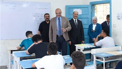 قرار حاسم من محافظ الإسكندرية.. إيقاف معلمين عن العمل لمخالفة ضوابط الامتحانات