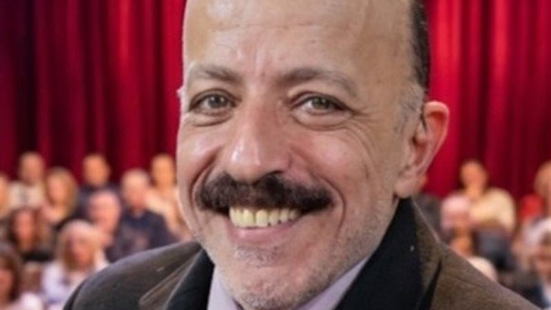 أيمن عز الدين 