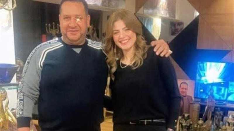 المذيعة جولي أمين