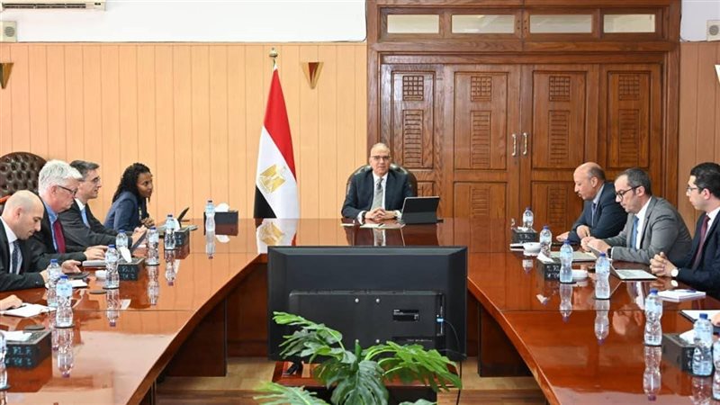 وزير الري 