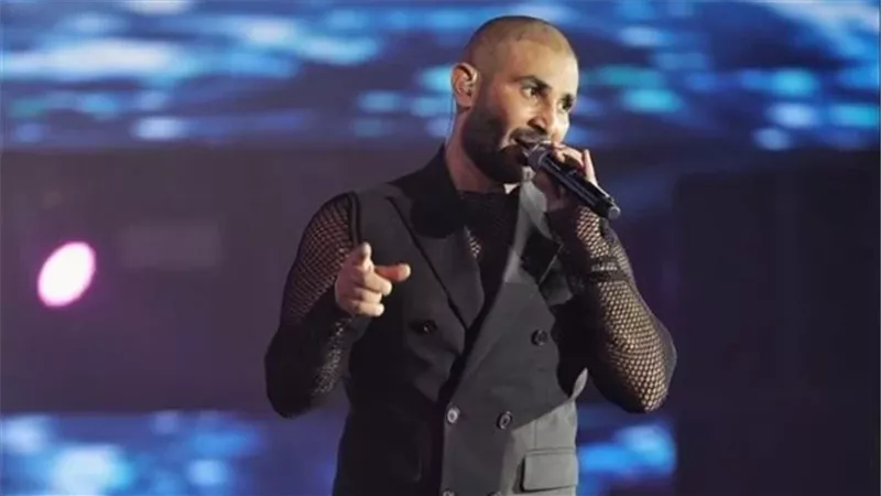 المطرب احمد سعد