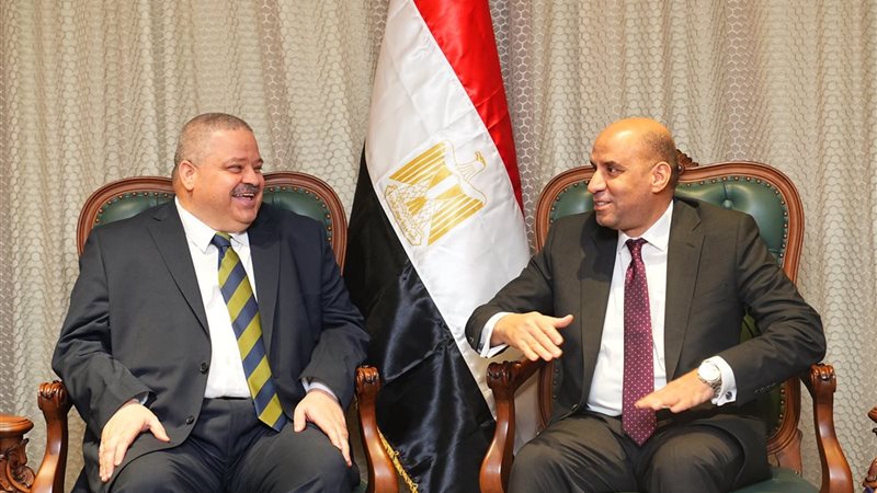 حسن رداد وزير العمل