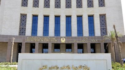 لحماية الأرواح.. الصحة تلاحق منتحلي صفة الأطباء وتغلق منشآت غير مرخصة