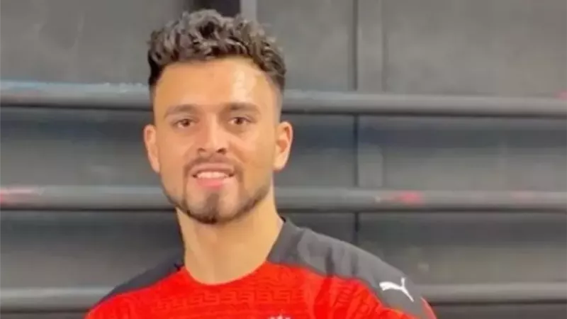 صلاح محسن، لاعب المصري