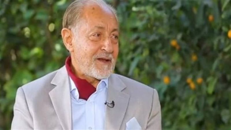 الفنان عبد العزيز
