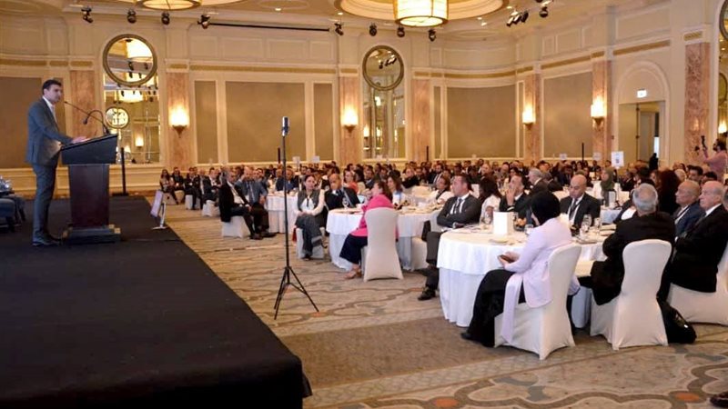 وزير الصناعة 