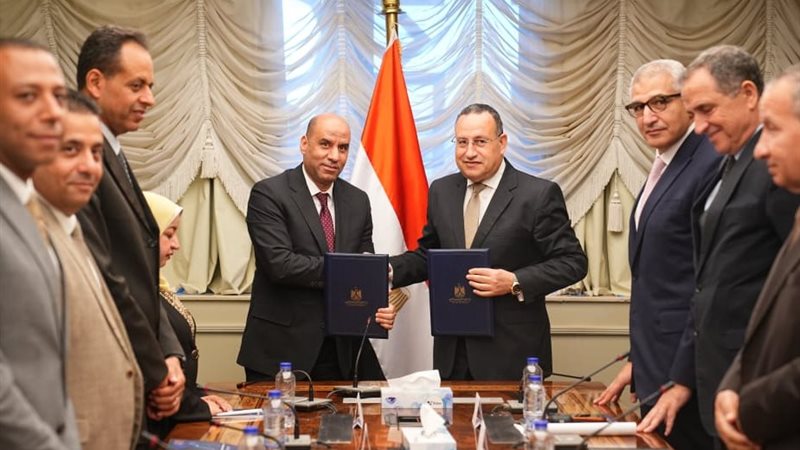وزارة العمل 