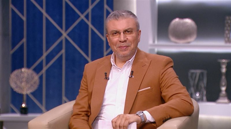 الإعلامي عمرو الليثي