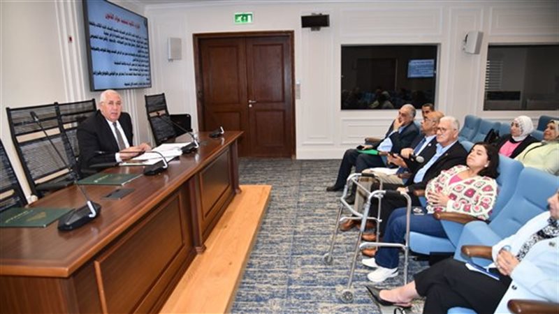 خلال اجتماع اللجنة