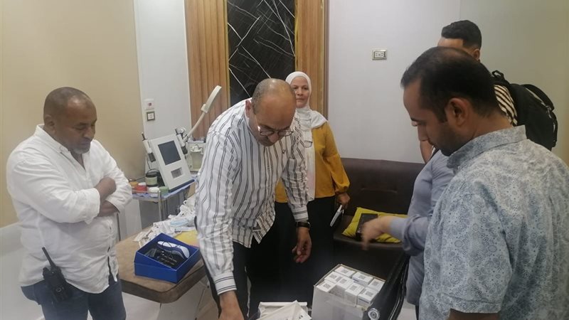 حملة مكبرة على المنشآت