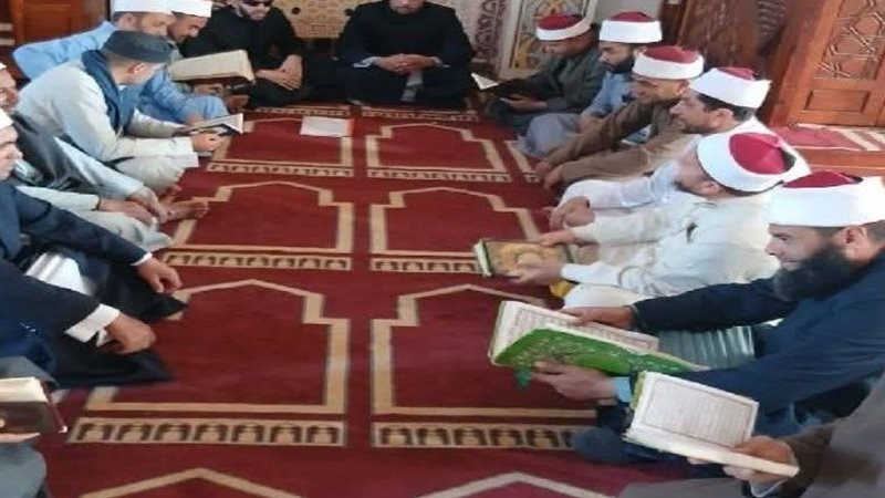 الائمة