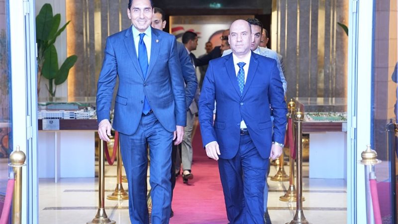 وزارة العمل 