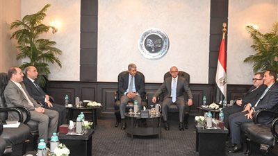 الحكومة تبحث مع البنك الدولي محاور الخطة التنفيذية لاستراتيجية الاستثمار الأجنبي المباشر