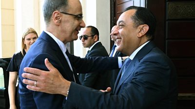 رئيس الوزراء يفتتح فعاليات النسخة الخامسة من المعرض والمؤتمر الطبي الإفريقي