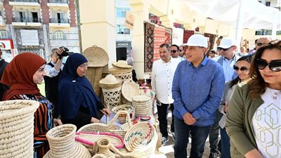 رئيس الوزراء: الحكومة تُولي اهتماما بالغا بدعم وتشجيع المقاصد السياحية بمُختلف المحافظات