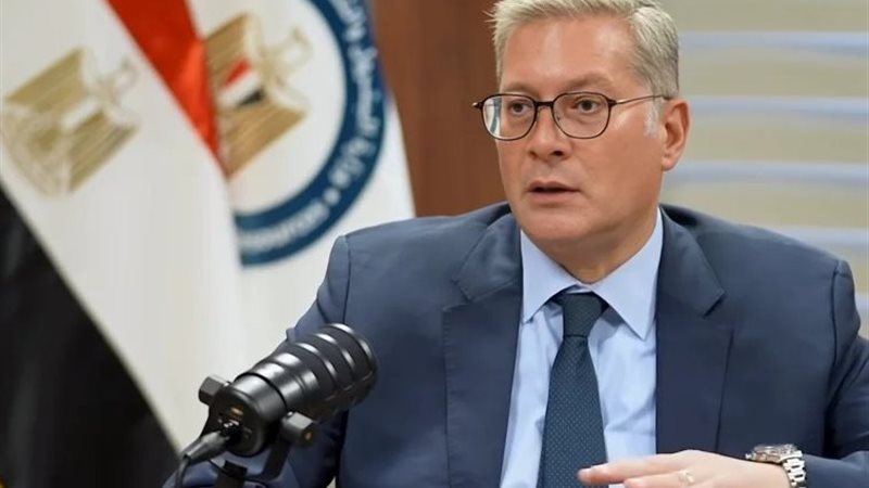 المهندس كريم بدوي وزير البترول