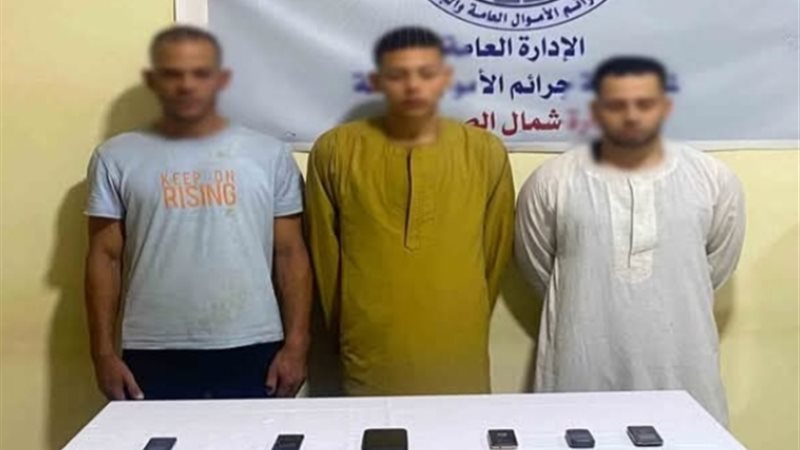 المتهمين 