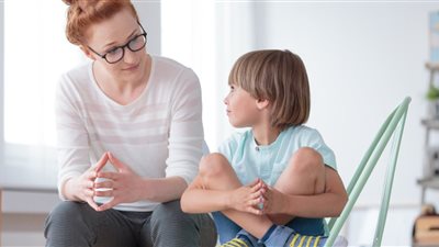 بين الصراحة والحفاظ على البراءة.. 14 نصيحة للتعامل الحكيم مع الأسئلة الجنسية