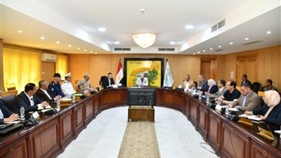 محافظ الفيوم يتابع الاستعدادات النهائية لامتحانات الثانوية العامة