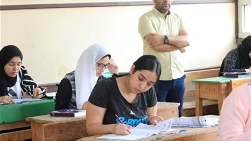 طلاب الثانوية العامة