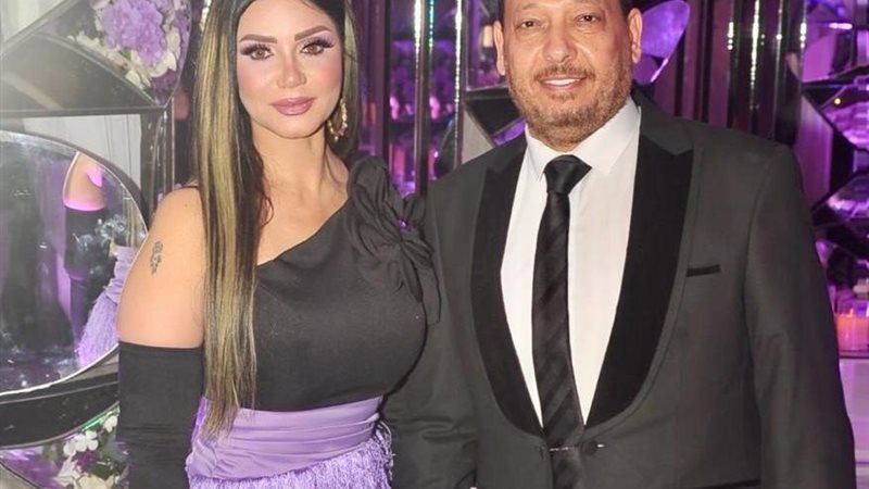 إيناس وزوجها 