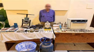 عمل عمليات للمرضى.. سقوط طبيب أسنان مزيف بالموسكي في القاهرة