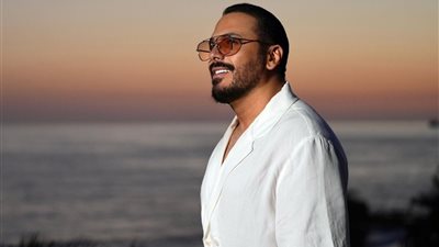 بعد 20 عامًا.. رامي عياش يشعل الصيف بإعادة 