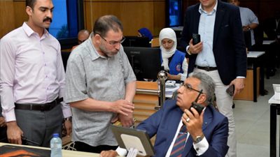 محافظ الدقهلية يرصد انتظام امتحانات الثانوية العامة عبر الشبكة الوطنية للطوارئ