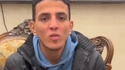 من خط موبايل إلى حكم بالمؤبد.. تفاصيل قضية الطالب عمرو عبدالحكيم تثير جدلًا واسعًا في مصر