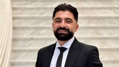أزمة إنسانية جديدة لـ فادي خفاجة.. استغاثة لإنقاذ والده تشعل مواقع التواصل