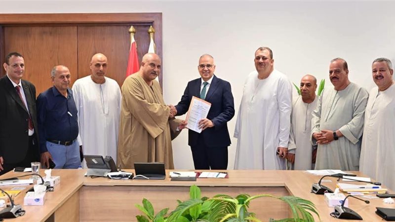 وزير الري