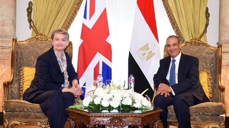 وزير الخارجية ونظيره