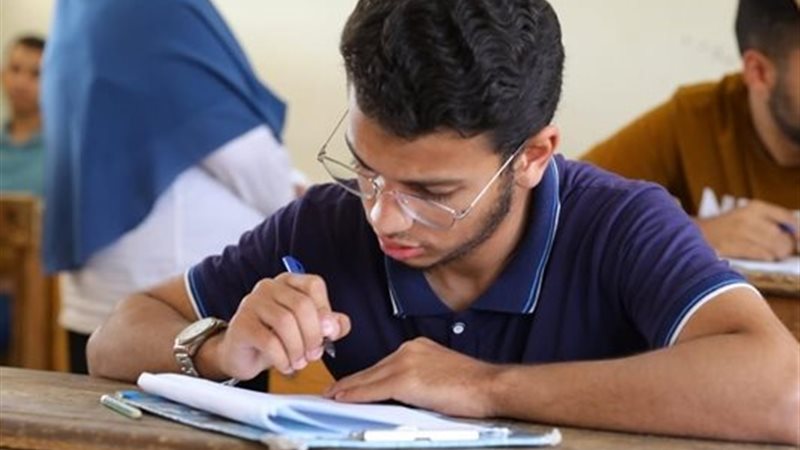 طلاب الثانوية الأزهرية