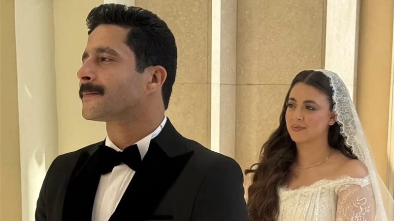 مصطفى منصور وهايدي