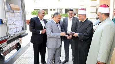 توزيع 2 طن من لحوم الأضاحي على الأسر الأكثر احتياجا بالشرقية 
