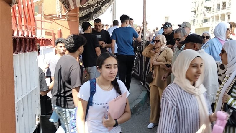 خروج الطلاب من اللجان