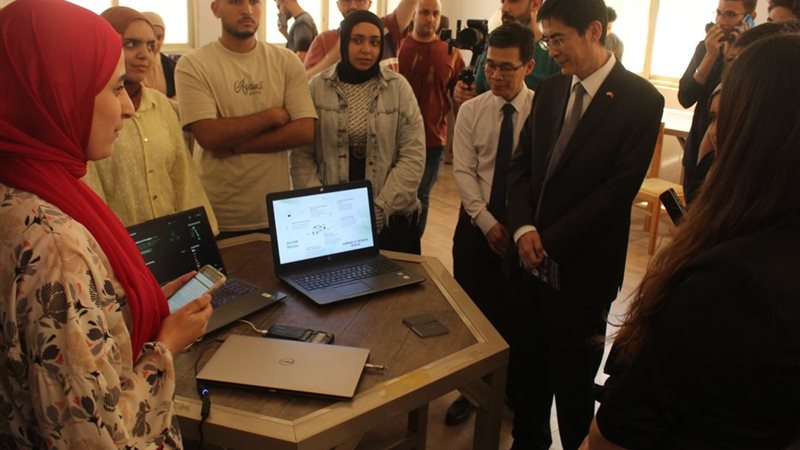 حولة الوفد الصيني