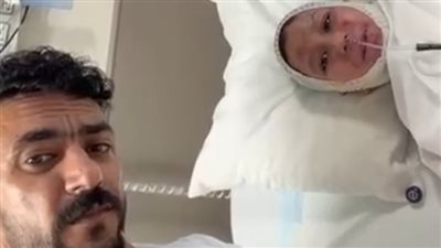 لقاء مؤثر داخل مستشفى أهل مصر.. أحمد العوضي يروي بطولة الطفل يوسف
