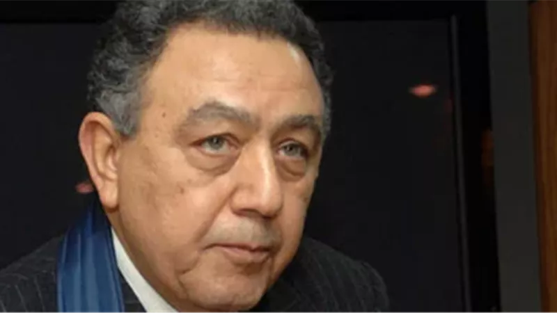 الدكتور عمرو حلمي
