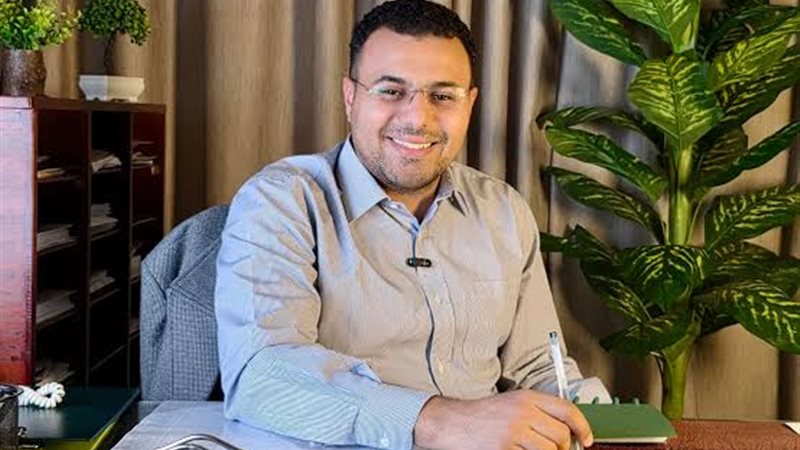 محمد إسماعيل طبيب نساء وتوليد