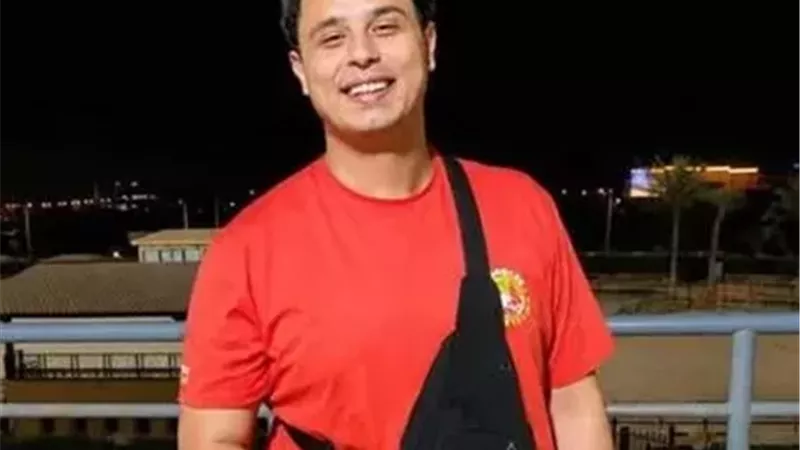 الفنان الشاب كريم