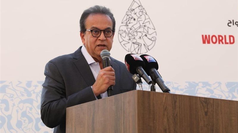 الدكتور خالد عبدالغفار،