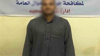 أوهم ضحاياه بأنه موظف خدمة عملاء بالبنوك.. سقوط متهم استولى على أموال المواطنين بالمنيا