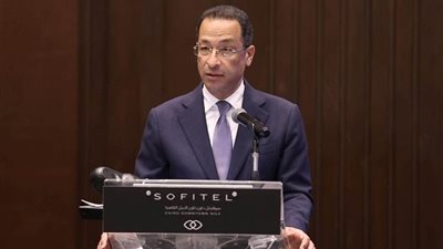 وزير الاتصالات: الوزارة تواصل التعاون مع الجهات المعنية لوضع إطار حوكمي لحماية الأطفال على الإنترنت