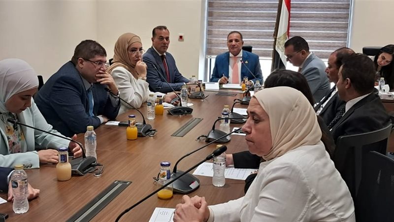 خلال اجتماع اللجنة
